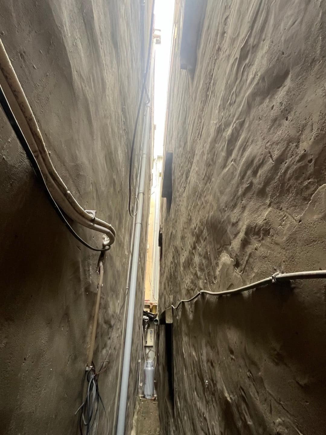 高雄老舊側牆鷹架架設